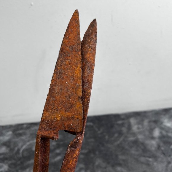 Vintage Antique Sheep Shears Corkscrew Wine Bottle Opener Wood Metal Rusty Decor - Picture 10 of 10